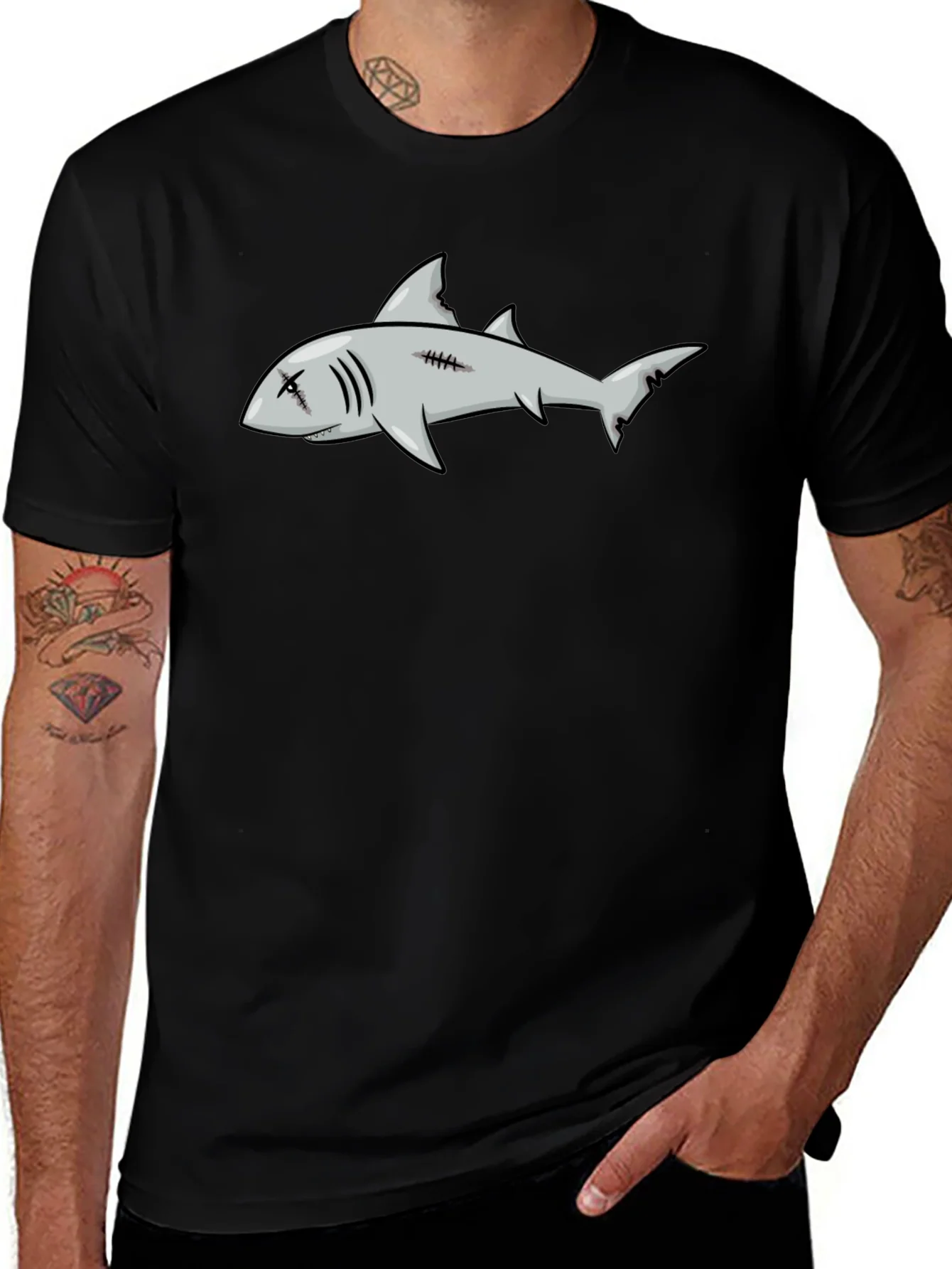 Camiseta Negra con Dise?o de Tibur¨®n de Dibujos Animados