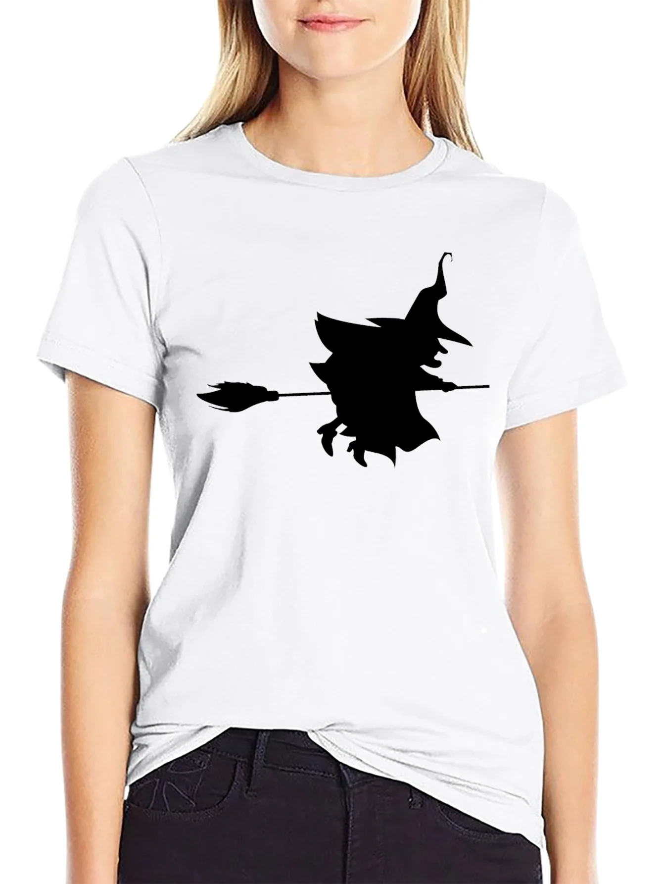 Camiseta Negra con Silueta de Bruja Halloween