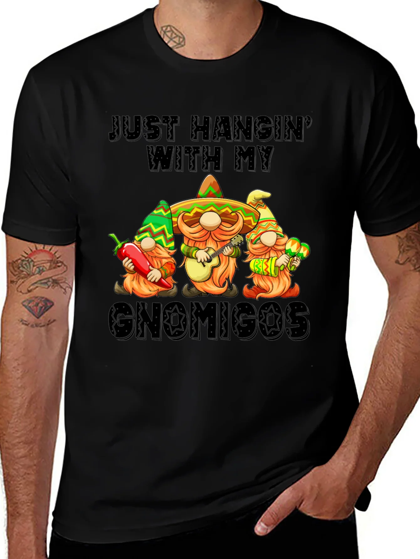 Camiseta Negra Gnomigos Fiesta Mexicana