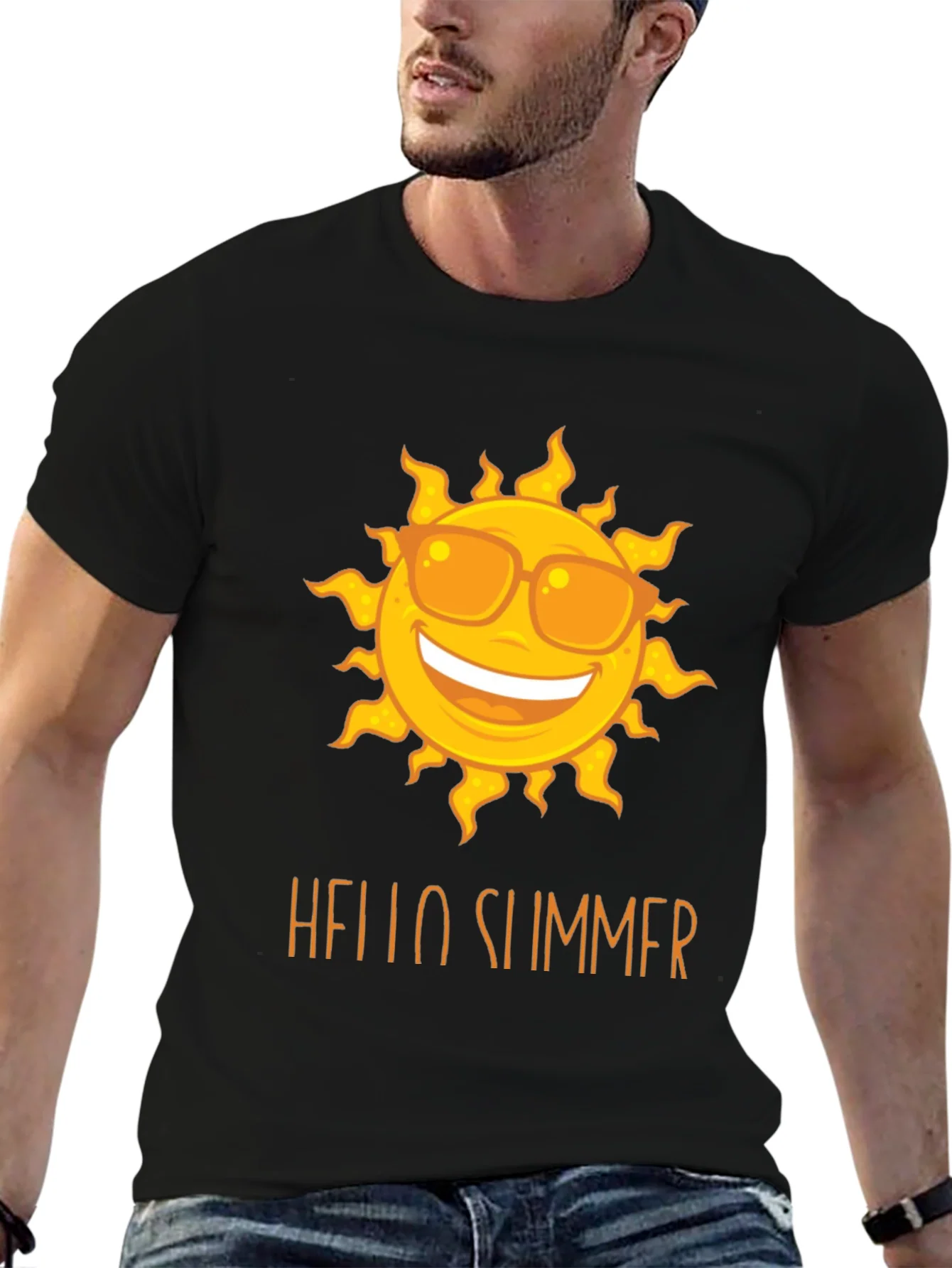 Camiseta Negra con Sol y Hola Verano