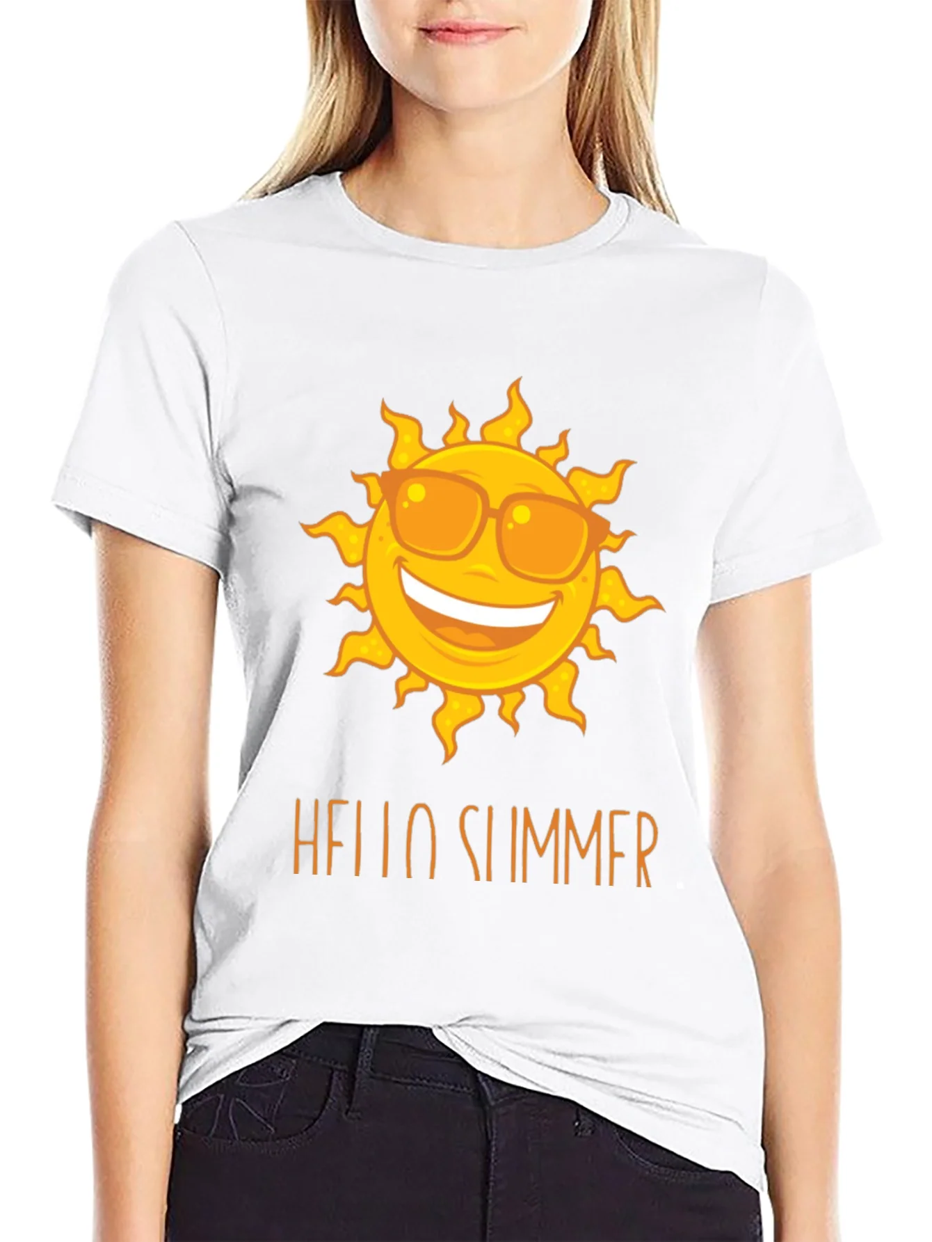 Camiseta Negra con Sol y Hola Verano