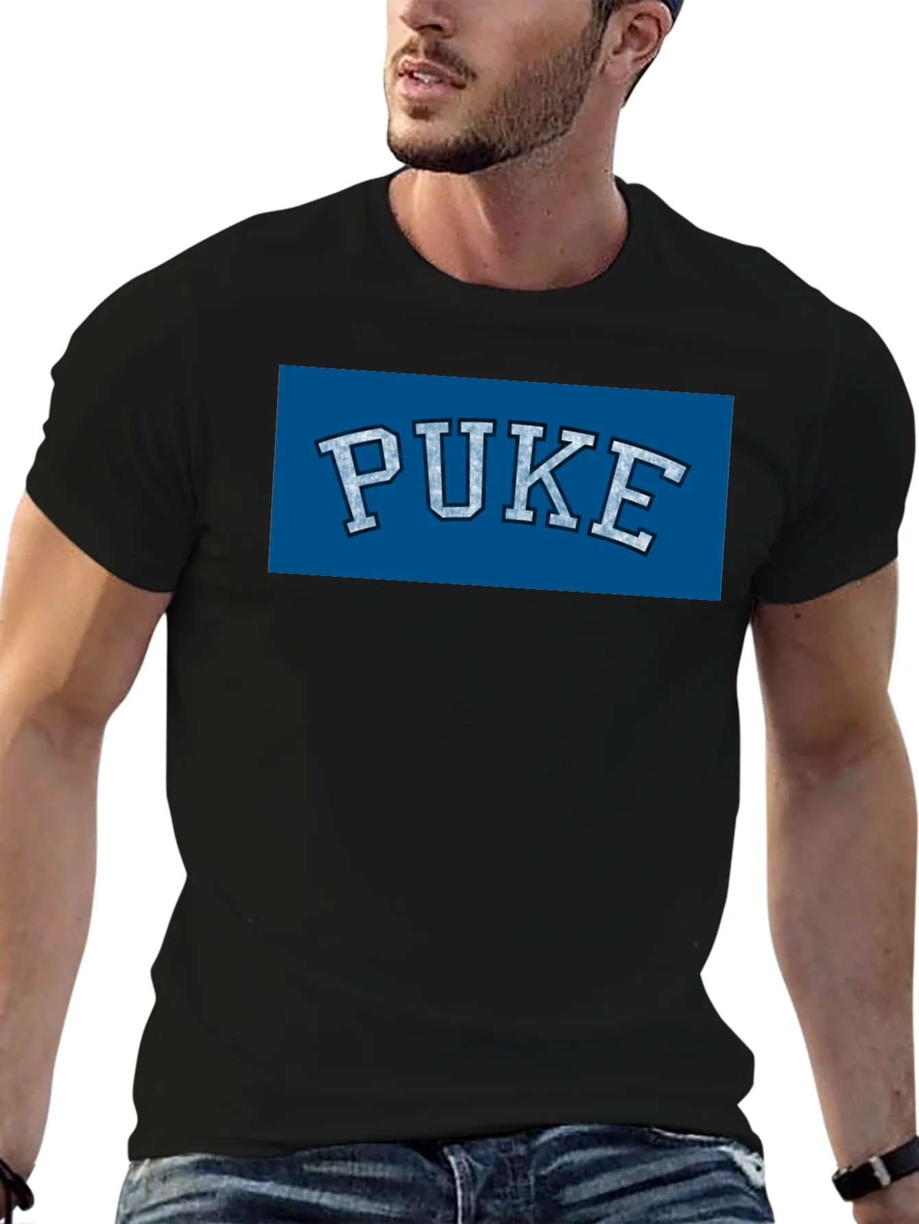 Camiseta Negra PUKE Estilo Universitario