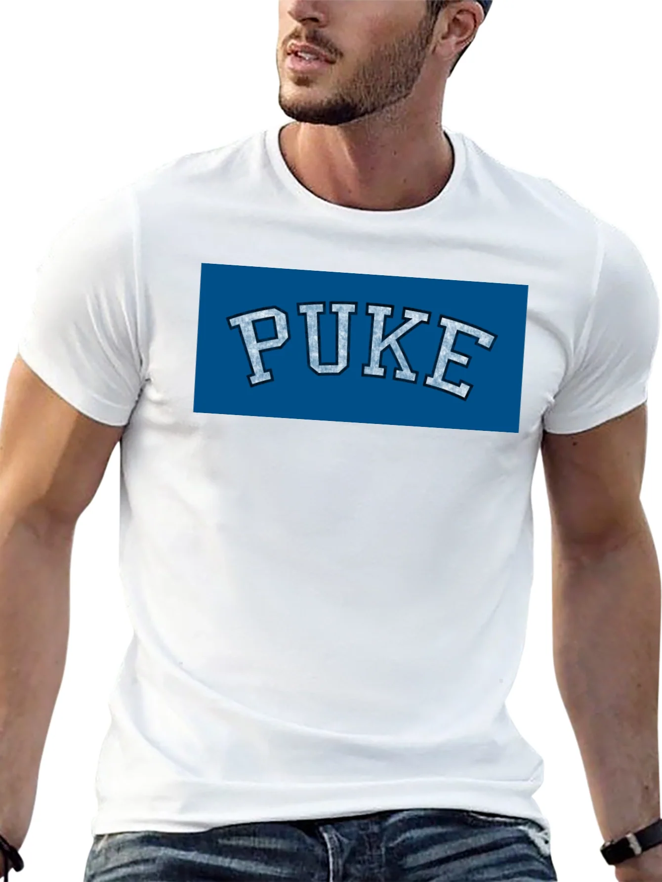 Camiseta Negra PUKE Estilo Universitario