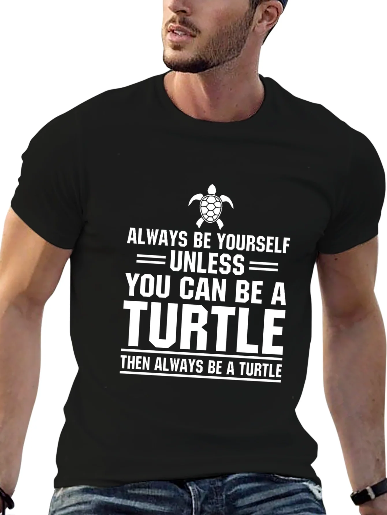 Camiseta Negra con Estampa de Tortuga Graciosa