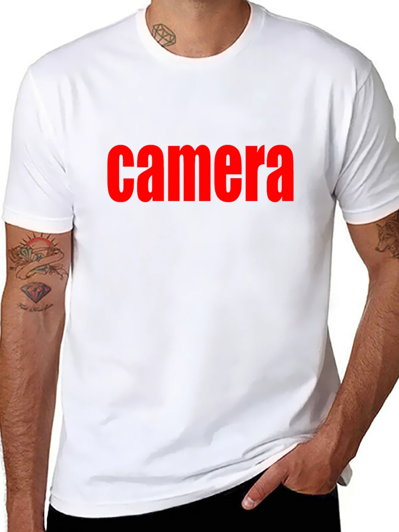Camiseta Negra Camera en Rojo