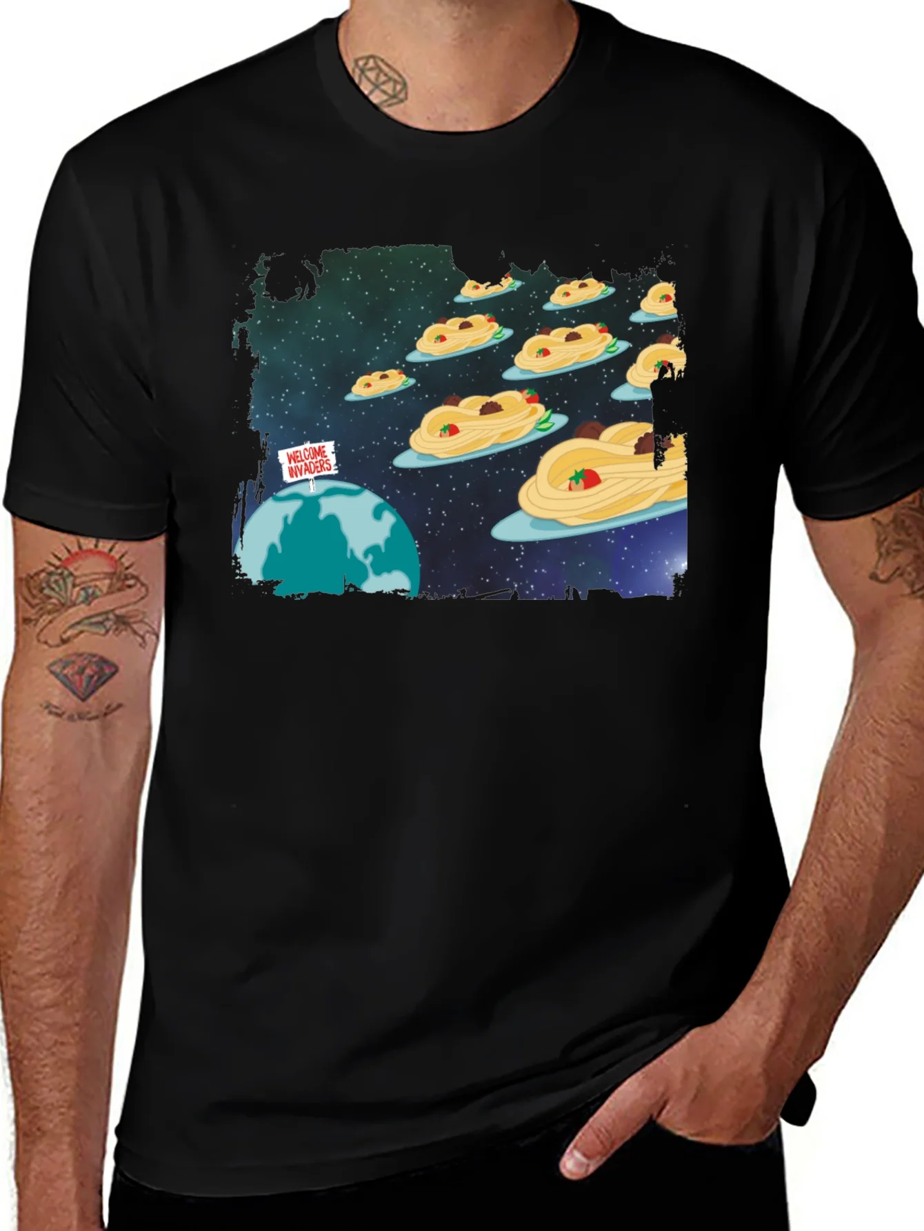 Camiseta Negra Invasion Espagueti Espacial