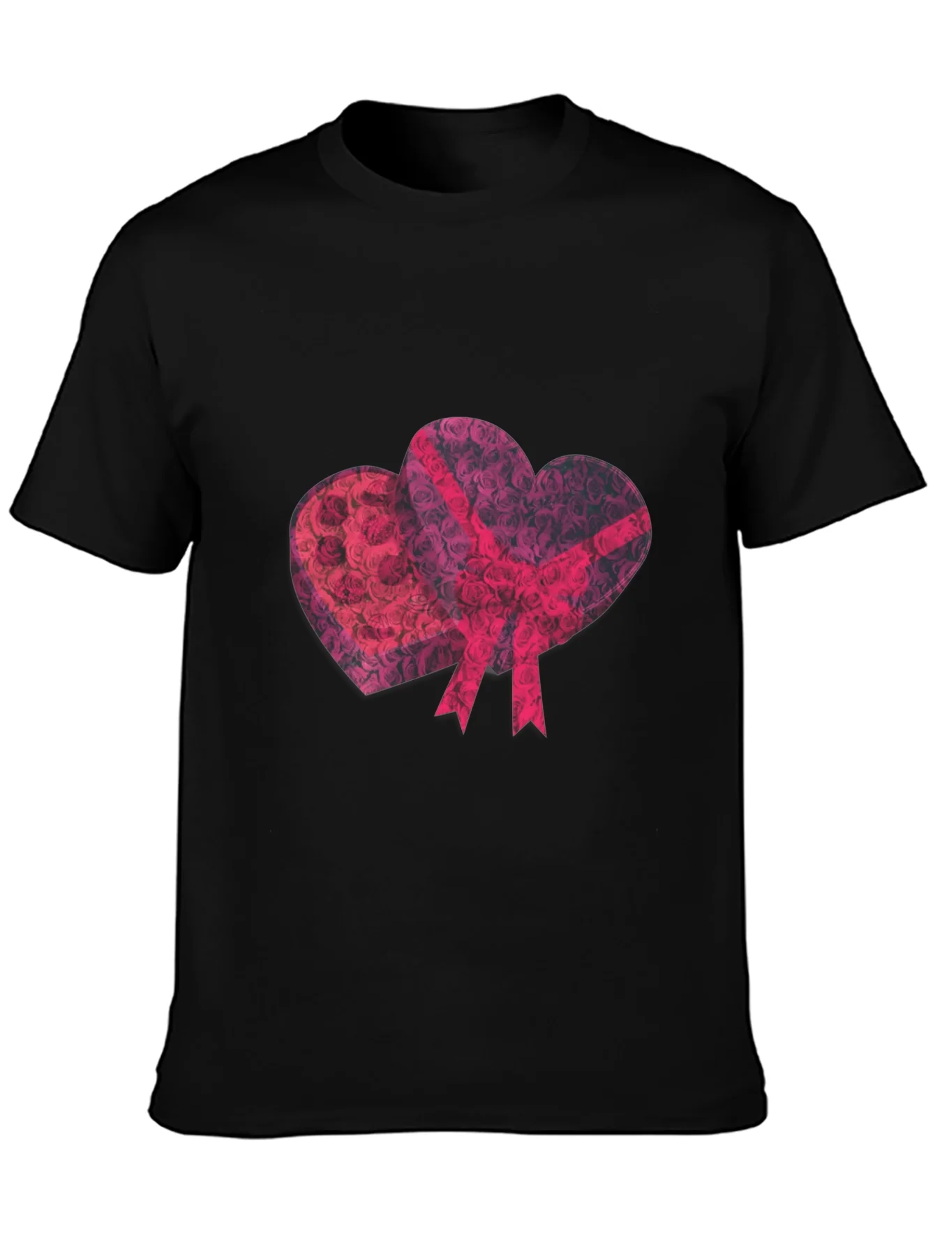 Camiseta Negra Estampado Corazones Rosas