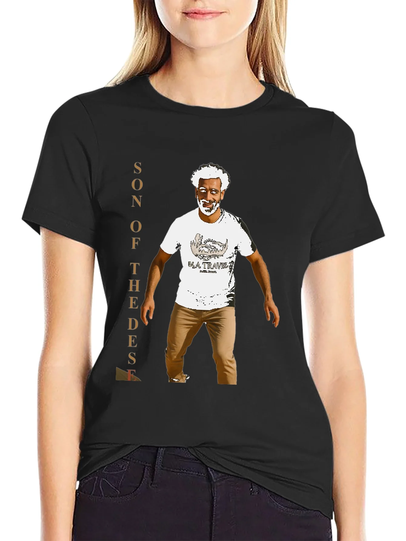 Camiseta Negra Hijo del Desierto con Dise?o Gr¨¢fico