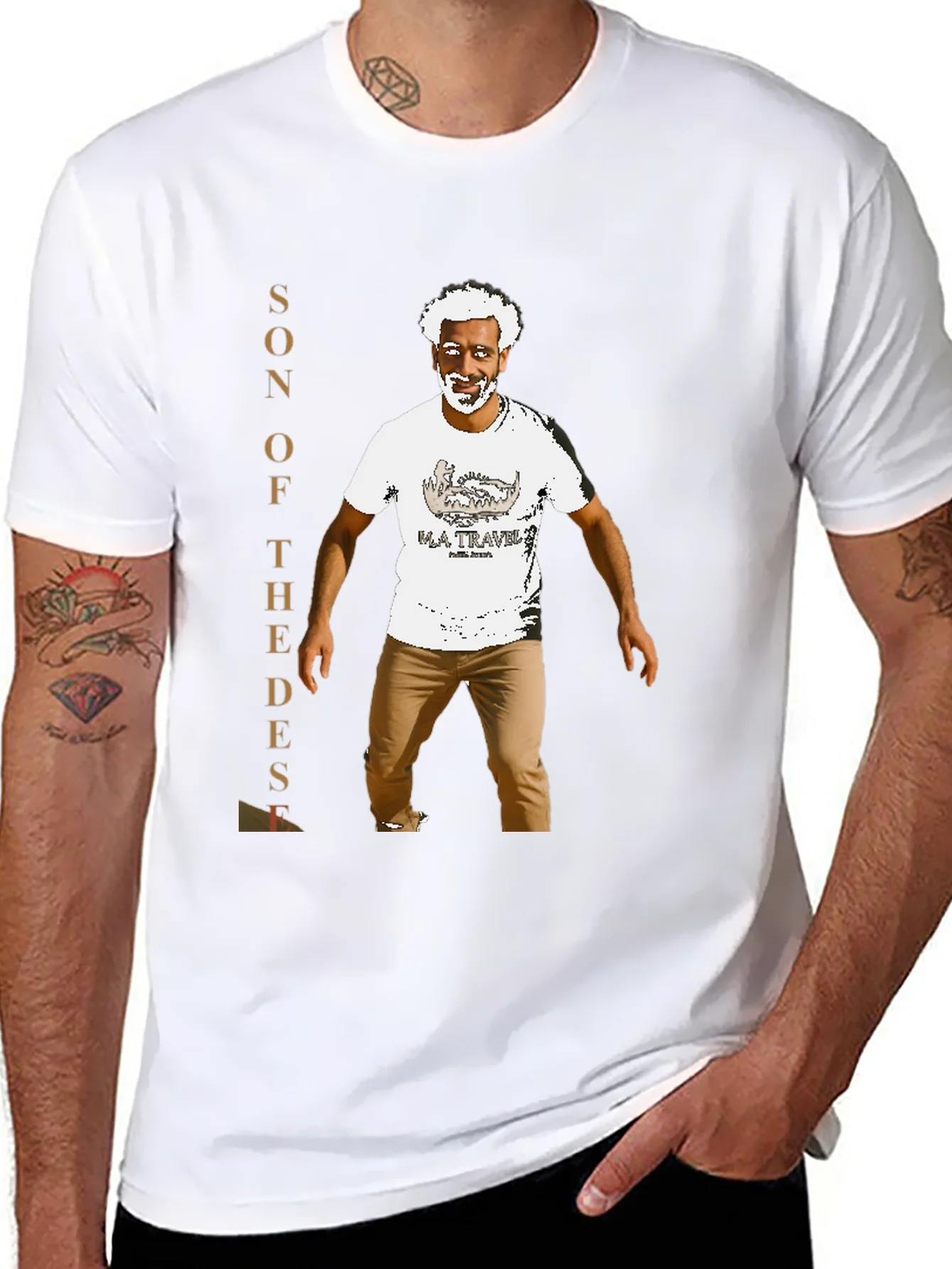 Camiseta Negra Hijo del Desierto con Dise?o Gr¨¢fico
